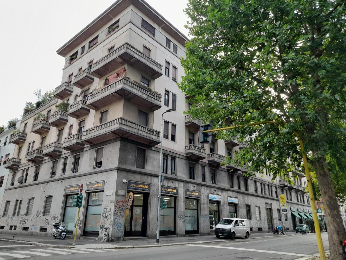 Marche Apartment Milan Exterior photo